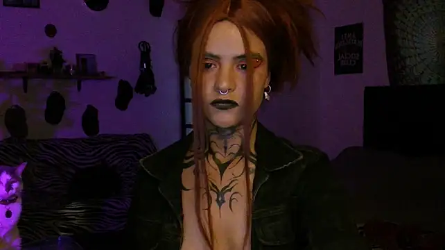 alex_one888 Adlı Modelin Canlı XXX Sohbeti