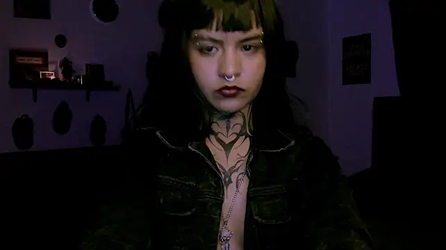 הופעת וובקאם של alex_one888