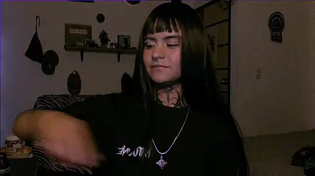 alex_one888 – Naživo XXX chat