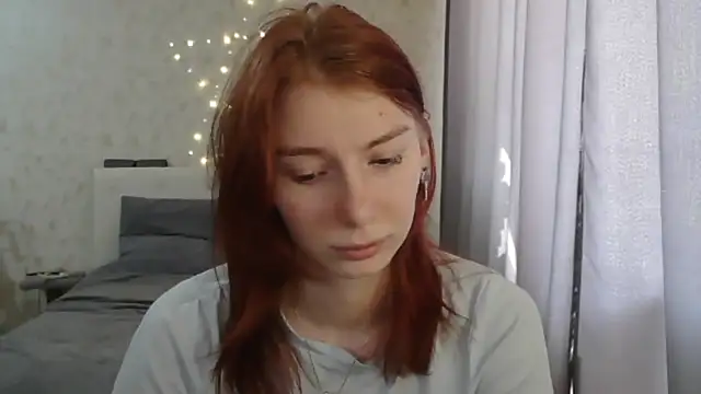 Chat soba uživo modela KateBunny