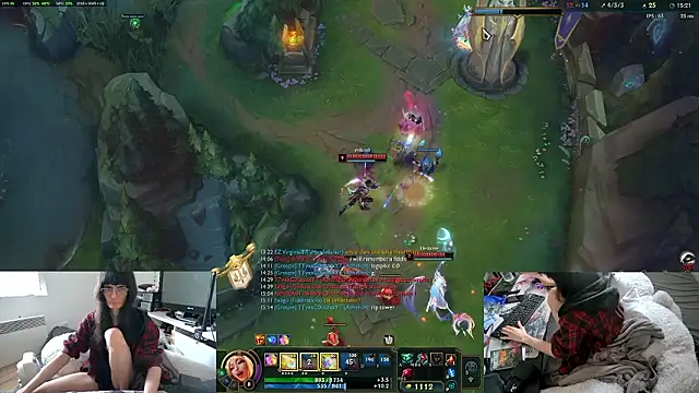 CeriseLapine Show in webcam