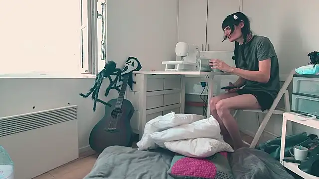 CeriseLapine Webcam show