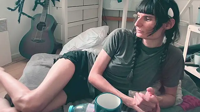 CeriseLapine Pertunjukan Webcam