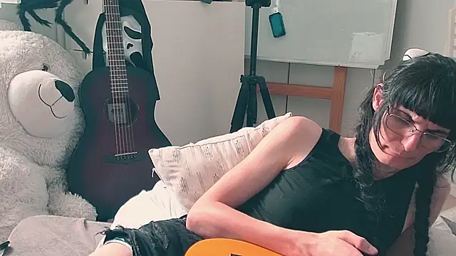 CeriseLapine Webcam show