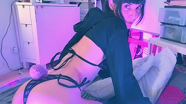 Show de CeriseLapine na webcam