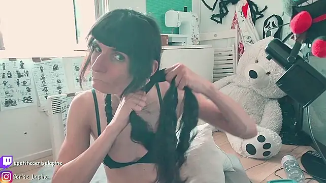 CeriseLapine Webcam-Show