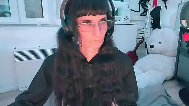 CeriseLapine Show Webcam