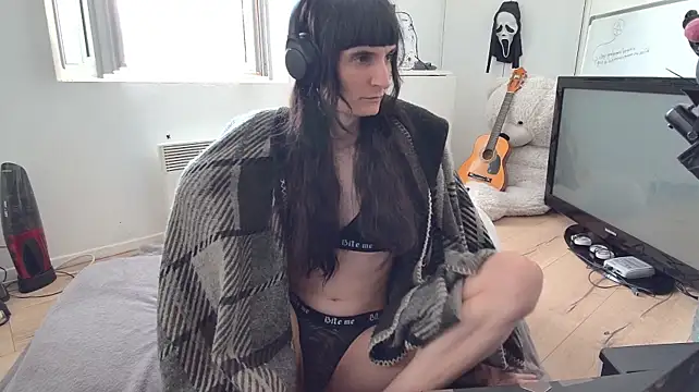 CeriseLapine Webcam-Show