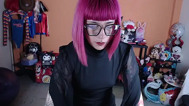 MissMiia2's Webcam Show