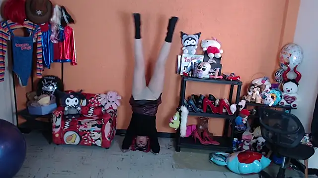 MissMiia2 Show Webcam