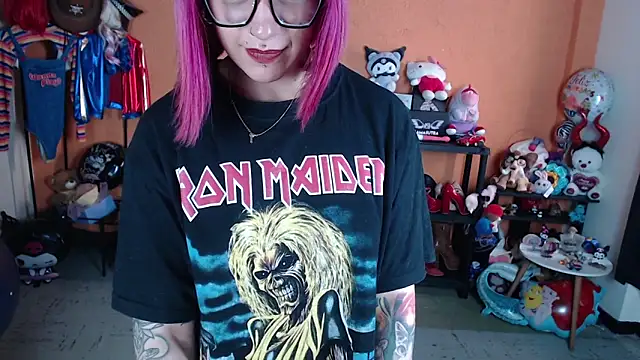 MissMiia2's Webcam Show