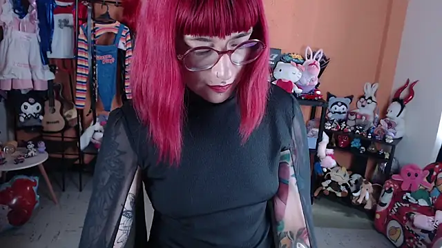 MissMiia2's Webcam Show