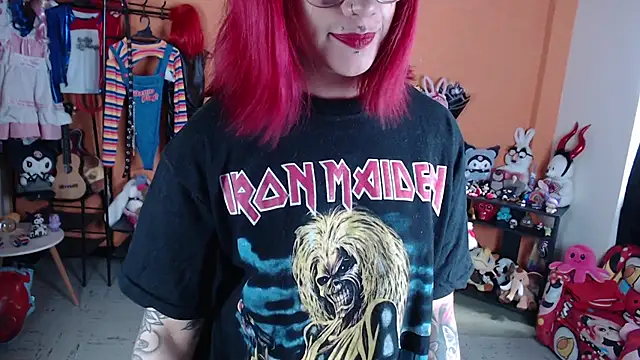 Show modela MissMiia2 na web-kameri