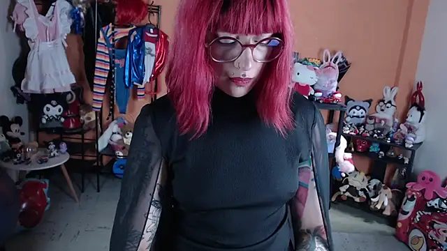 MissMiia2's Webcam Show