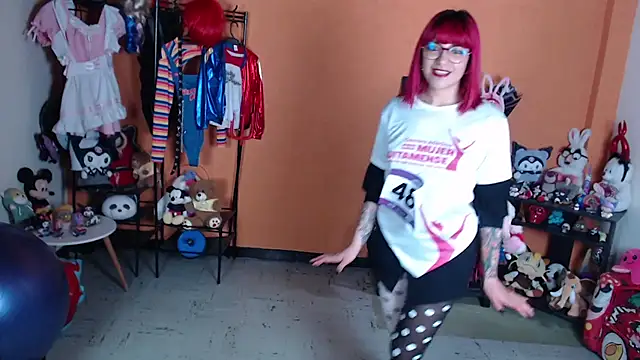 Pokazy przed kamerką – MissMiia2