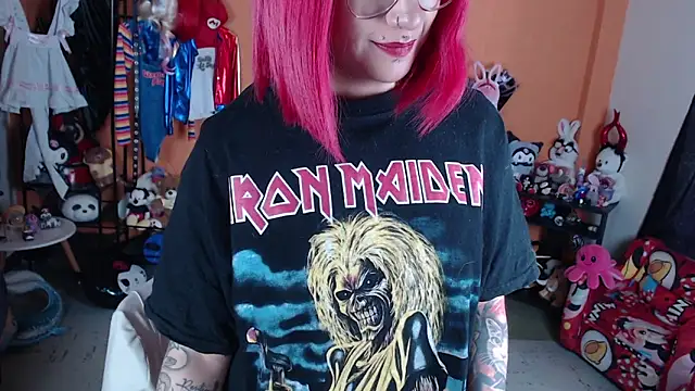 MissMiia2's Webcam Show