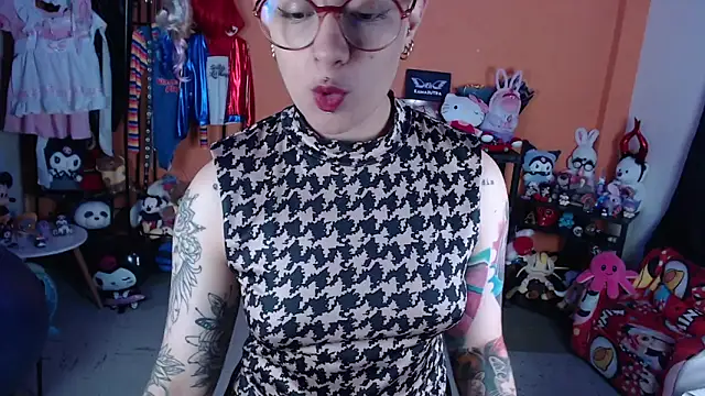 MissMiia2's Live XXX Chat