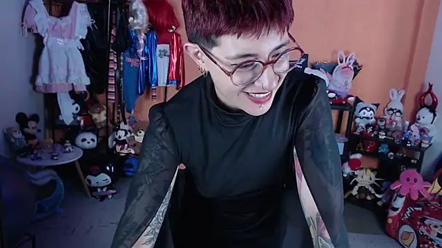 MissMiia2's Live XXX Chat