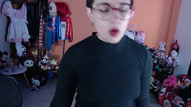 MissMiia2 – webcam-show