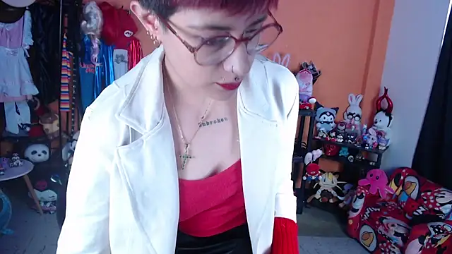 Chatroom XXX en direct de MissMiia2