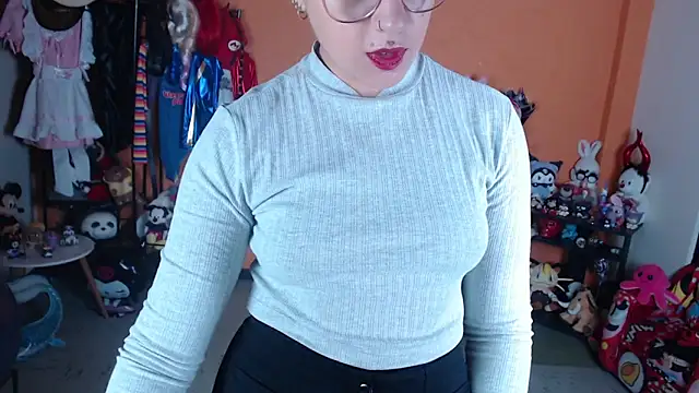 MissMiia2 Live XXX-chat