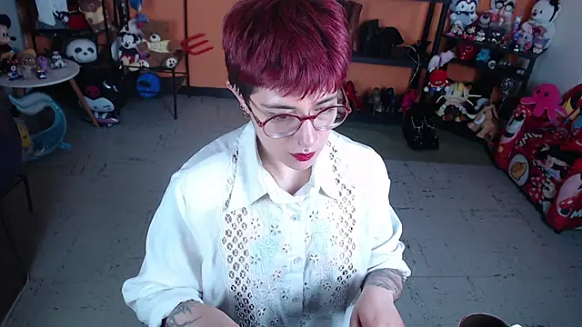 MissMiia2 – Naživo XXX chat