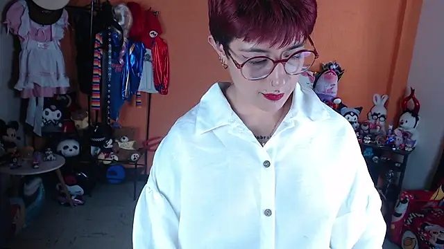 MissMiia2's Live XXX Chat