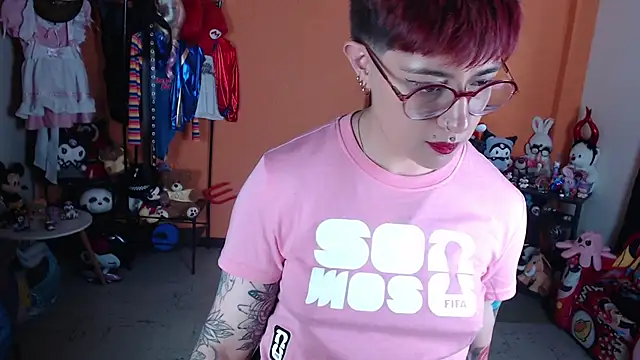 Онлайн чат XXX MissMiia2