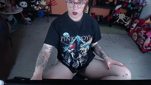 MissMiia2 Webcam-Show