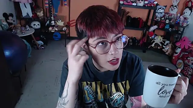 MissMiia2 live XXX chat