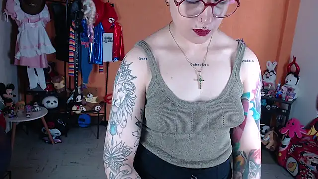 MissMiia2's Live XXX Chat