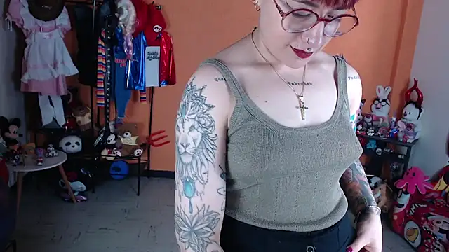 MissMiia2's Live XXX Chat