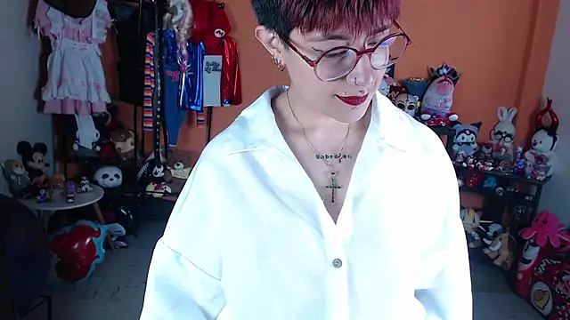 MissMiia2 Adlı Modelin Canlı XXX Sohbeti
