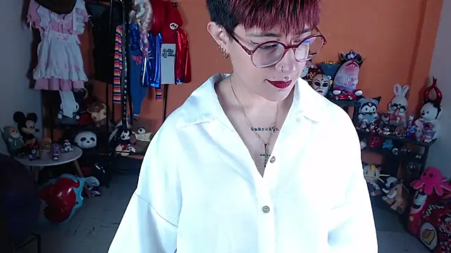 MissMiia2's Live XXX Chat