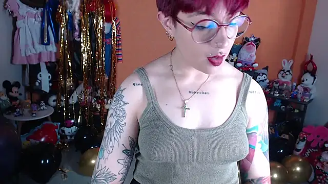 Chatroom XXX en direct de MissMiia2