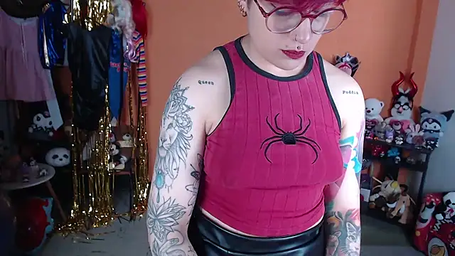 Chatroom XXX en direct de MissMiia2