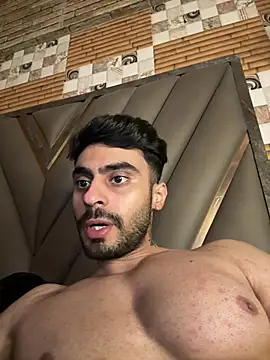 הופעת וובקאם של arabdaddyx_