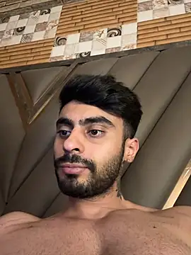 Chat XXX en directo de arabdaddyx_