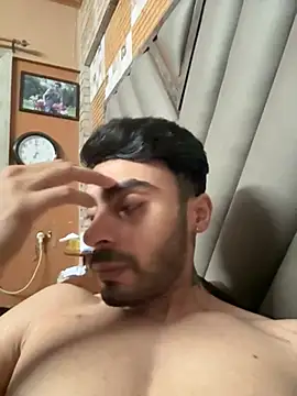 arabdaddyx_ Show in webcam