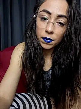 Steph_Oliveira Adlı Modelin Canlı XXX Sohbeti