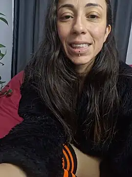 Chat +18 de Steph_Oliveira ao vivo
