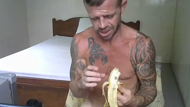 HotHunkHarry – webcam-show