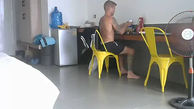 HotHunkHarry Show Webcam