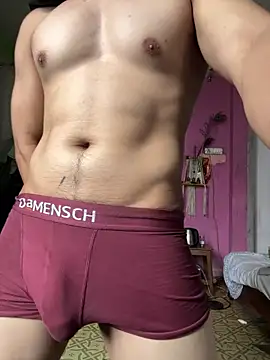Lust_guy27: вебкам-шоу