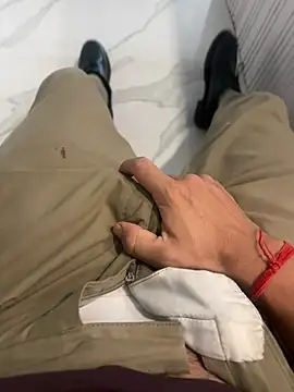 Lust_guy27 网络视讯表演
