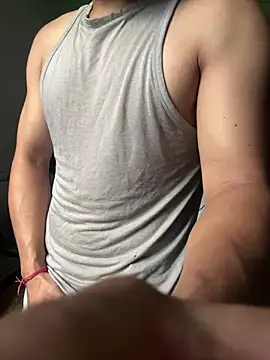 Lust_guy27 在線直播表演