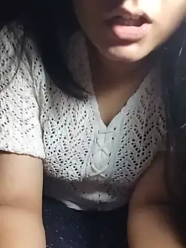 Lush_piya Adlı Modelin Canlı XXX Sohbeti