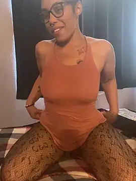 Desirae_Luciano ওয়েবক্যাম শো