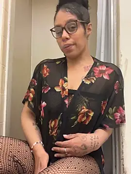 Desirae_Luciano Webcam Show