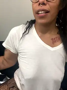 Вебкам-шоу Desirae_Luciano